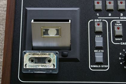 Sequential Circuits-1005 Poly-Sequencer (not working?)